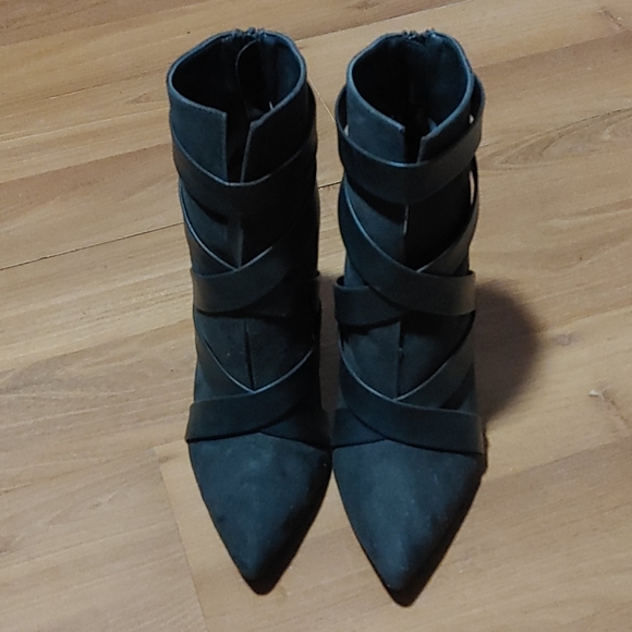 Shoedazzle dark forest green booties - Picture 7 of 8